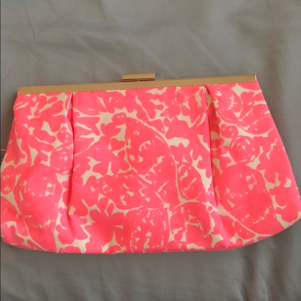 Lily Pulitzer pink clutch